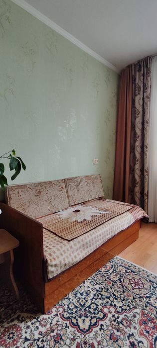Продам диван б/у