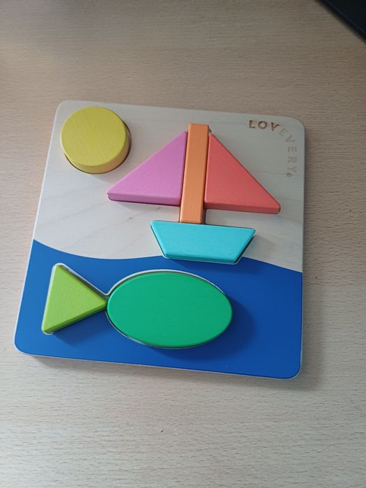 Lovevery, двусторонний сортер деревянный