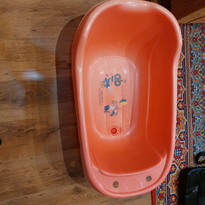 Продам ванночку для купания