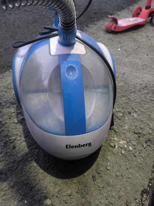 Продам утюг в рабочем состоянии.