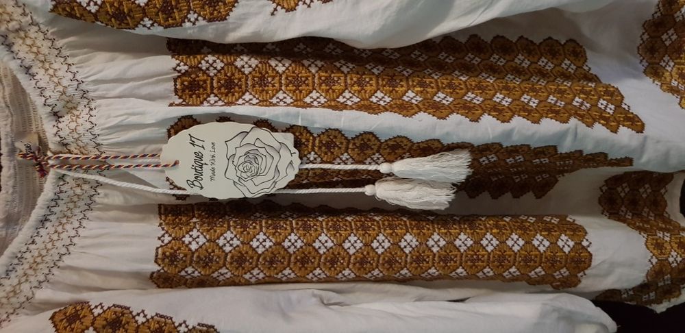 Ie bluza cu broderie tradiționala