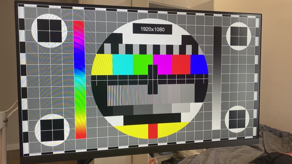 Монитор Samsung 27’’ IPS FHD (S27C330GA) + кронштейн