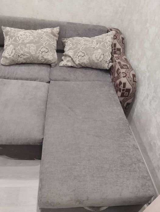 Угловой диван - продается