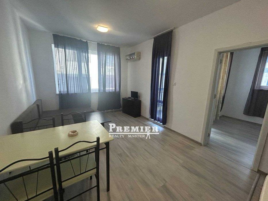 Продава се Двустаен апартамент в Поморие - 52 кв.м за 1404 €/кв.м - Снимка #1