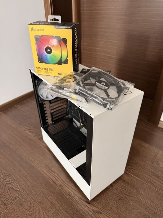 Carcasa nzxt h510 white + fan uri corsair noi