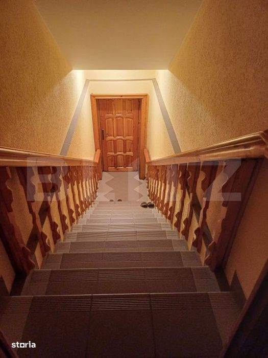 Vila de vanzare, 310 mp, teren 698 mp, zona Burdujeni