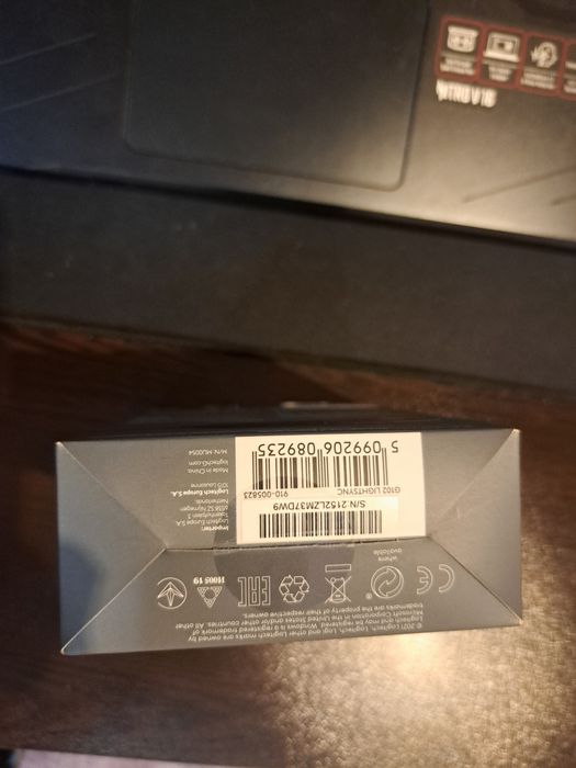 Чисто нова геймърска мишка Logitech G102 Lightsync