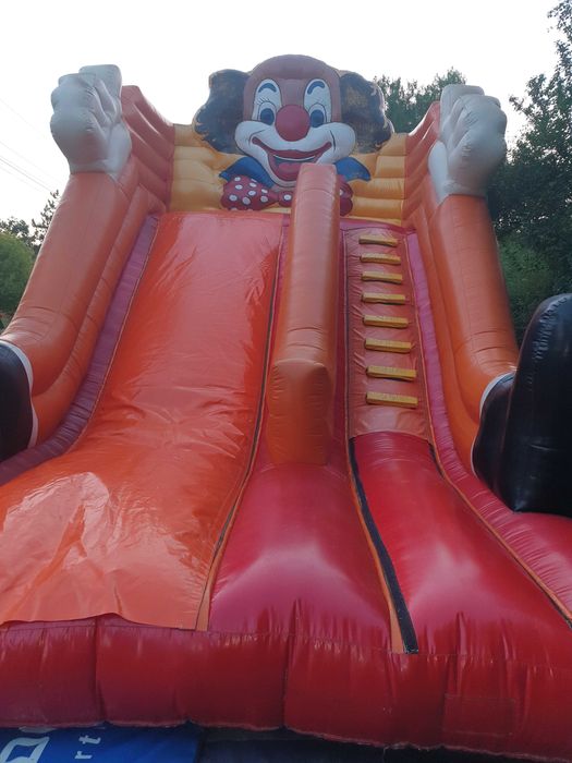 Vând topogan gonflabil