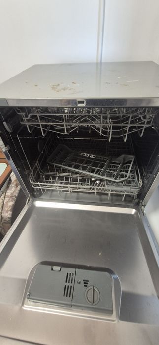Masina de spalat vase NEI