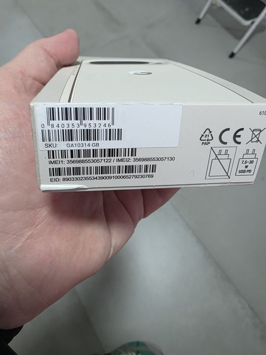 Telefon mobil Google Pixel 10 Pro, 256GB, 16GB RAM, 5G, Porcelain