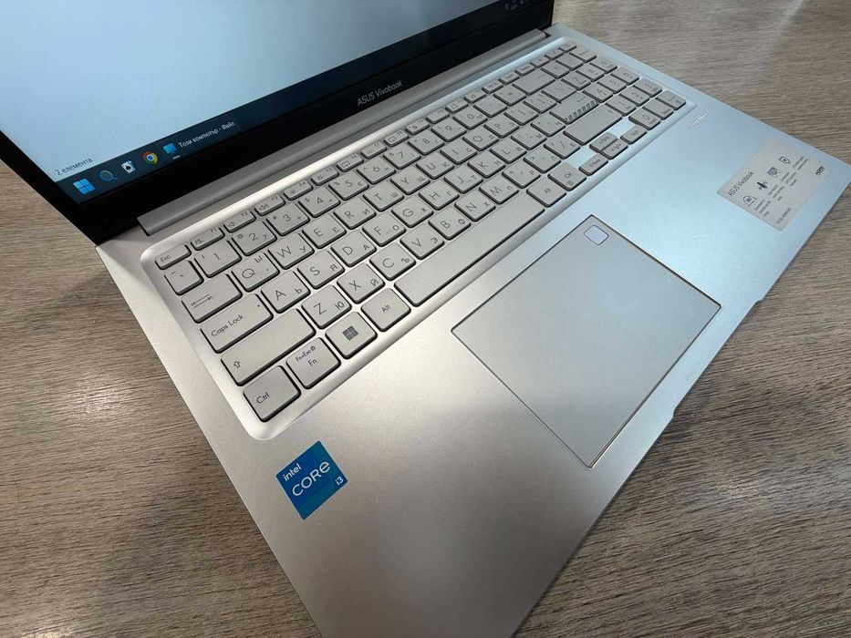 ASUS VivoBook 15 X1504VA