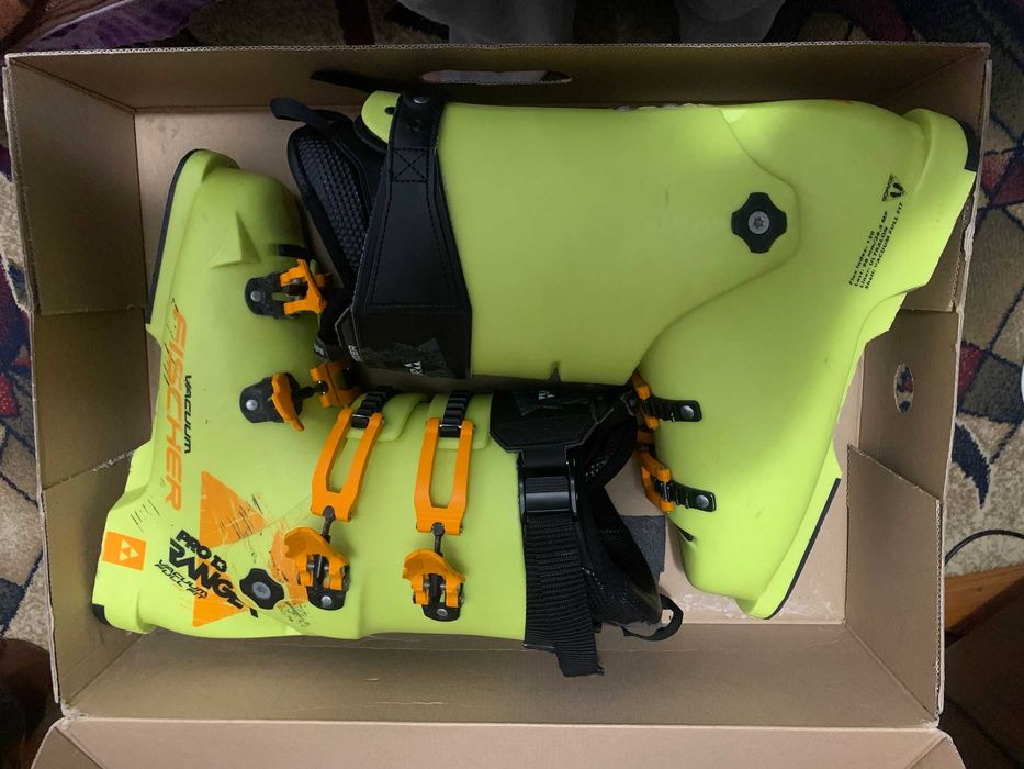 Clăpari Schi Fischer RANGER PRO 13 VACUUM FULL FIT