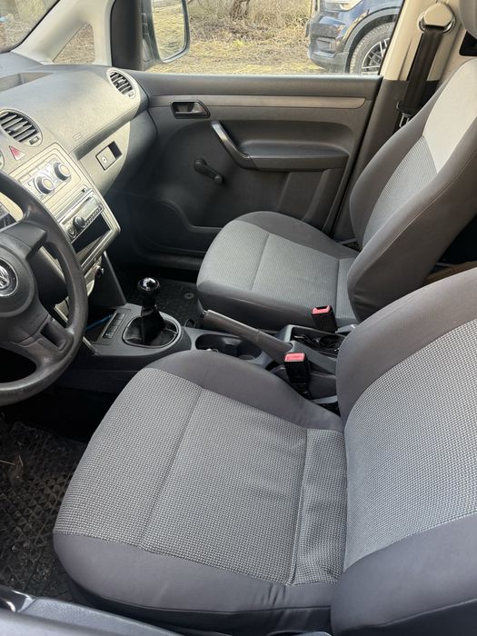 VW Volkswagen Caddy Maxi