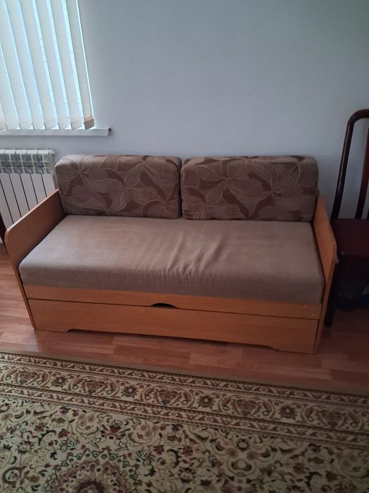 Продам шкаф и гарнитур спальный