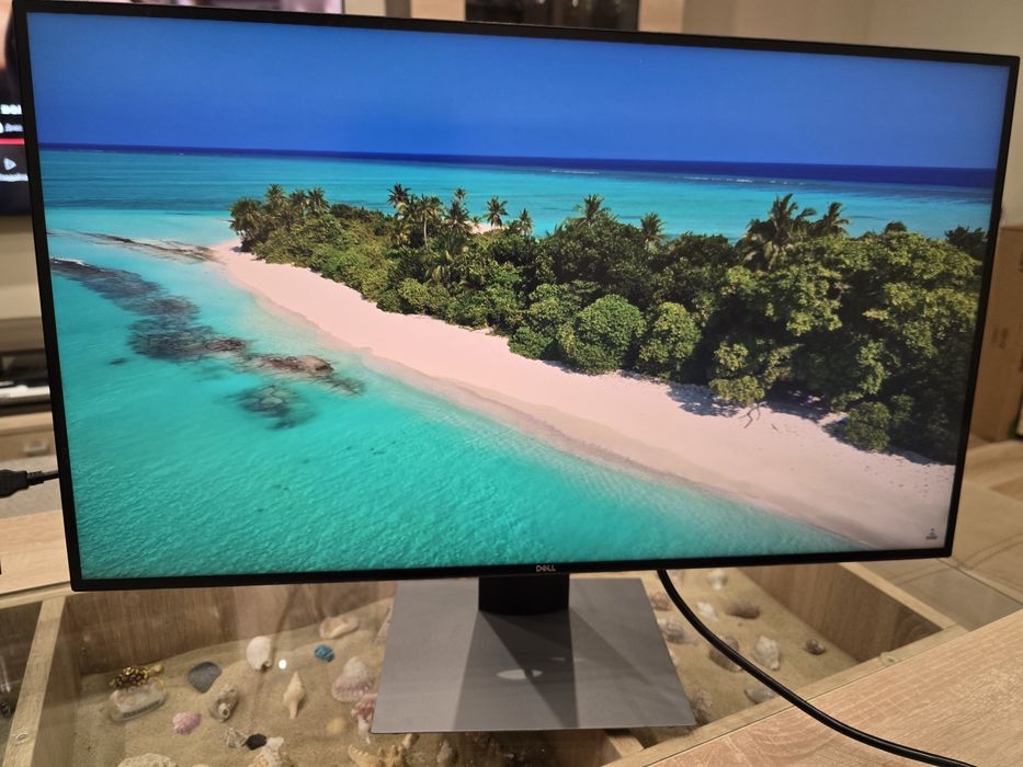 Dell U2719D 2560x1140 ,27 инча