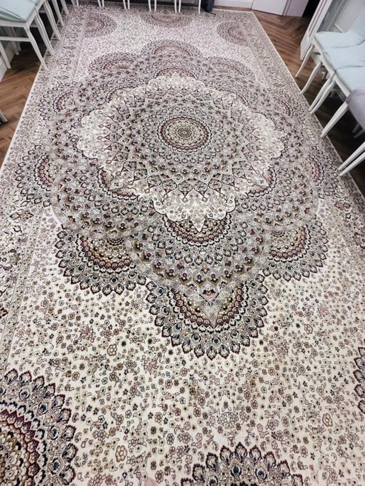 Продается качественный ковер