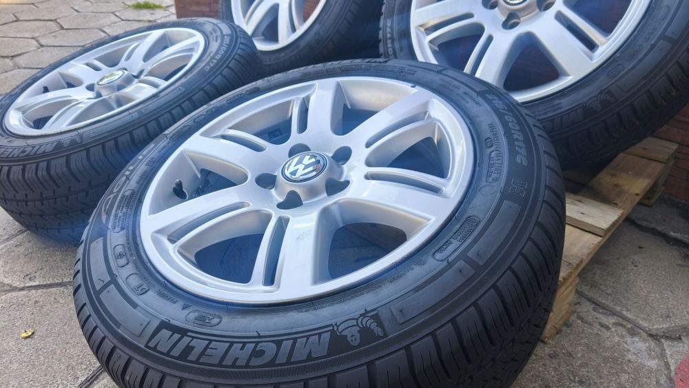 5х120 17 цола VW T5/T6 с гуми