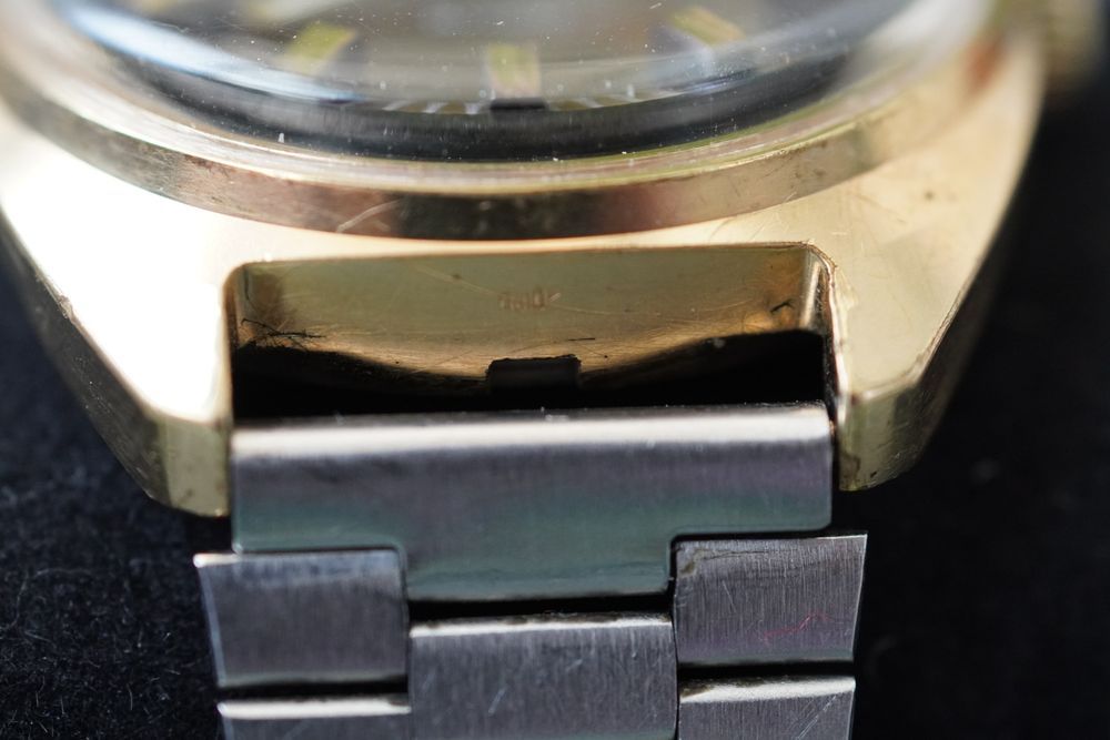 Оригинален съветски мъжки ръчен часовник Слава в прекрасно състояние