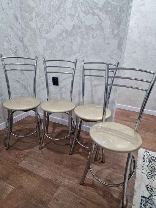 Продам Стулья,в хорошем состоянии