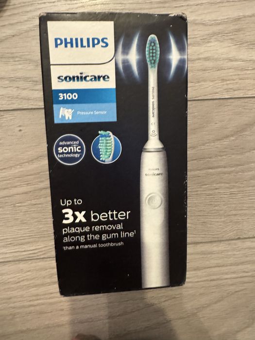 Periuta dinti Noua philips sonicare 3100