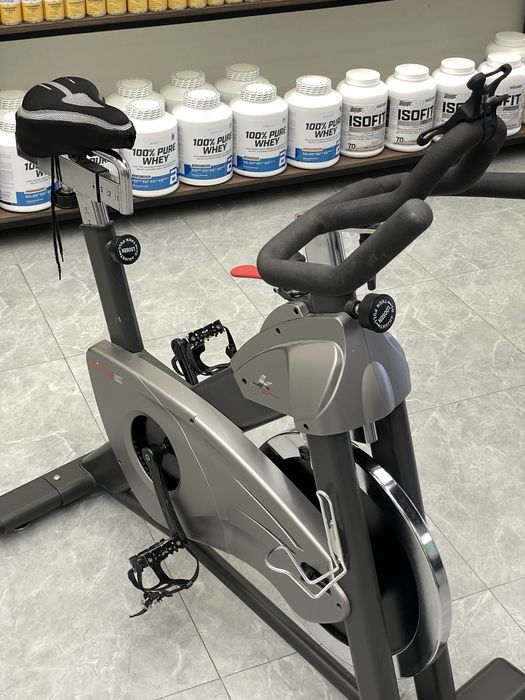 Велотренажер профессиональный