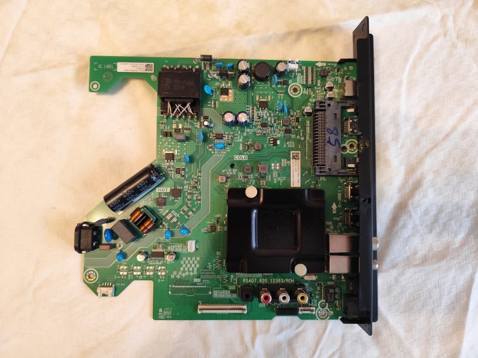 Смарт телевизор Hisense - 43A6BG, 43'', DLED за части