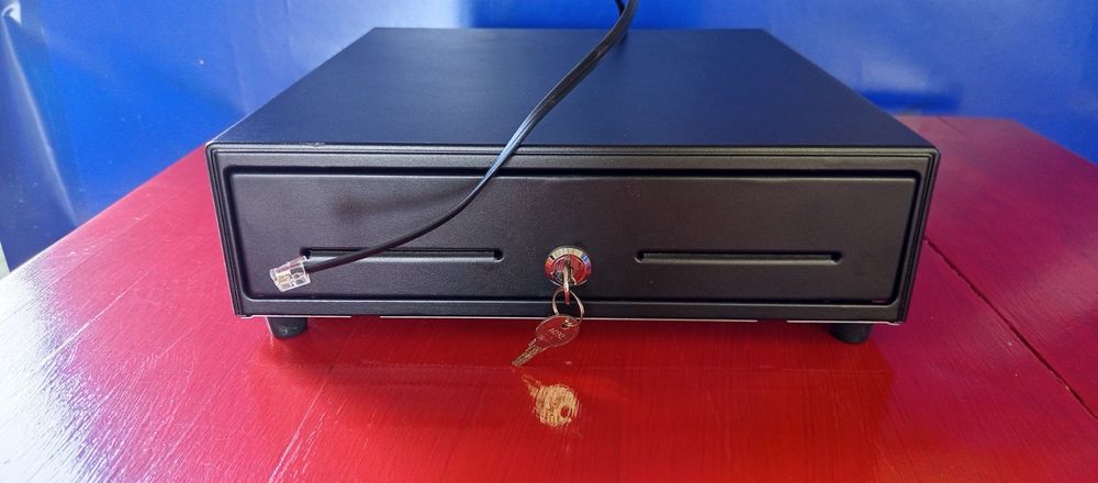 Каса за пари ( чекмедже)