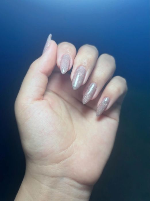 Маникюр  педикюр