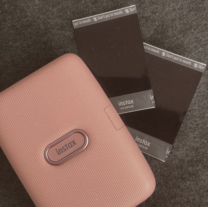 Продаю принтер Instax