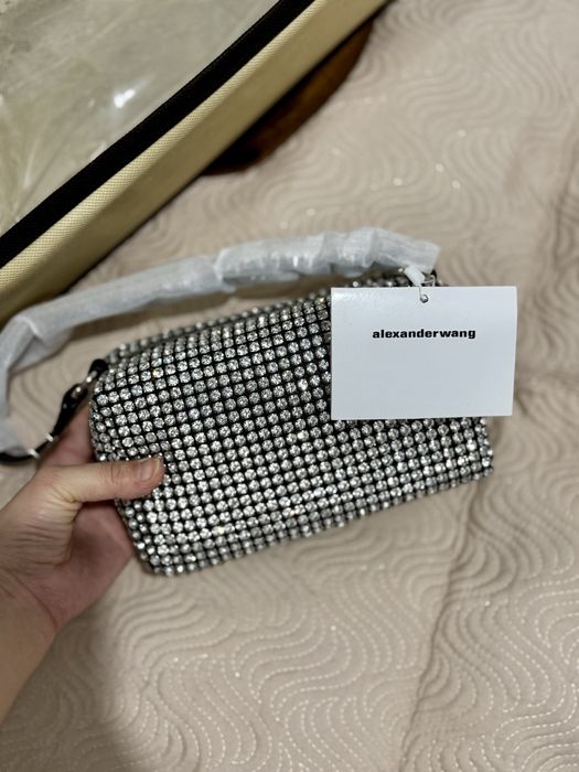 Новые сумки по 5000тг