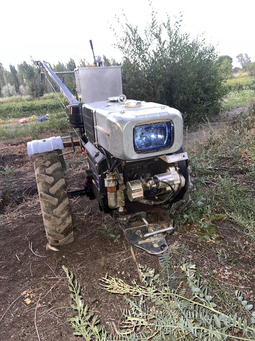 Продам мотоблок 15 л/с