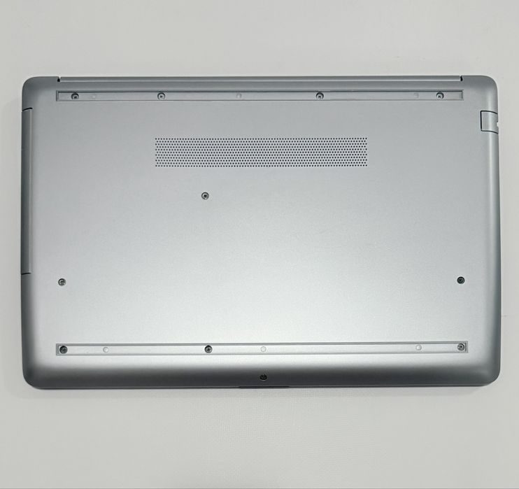 HP 250 G7/i5-1035G1/16GB DDR4/512GB NVMe