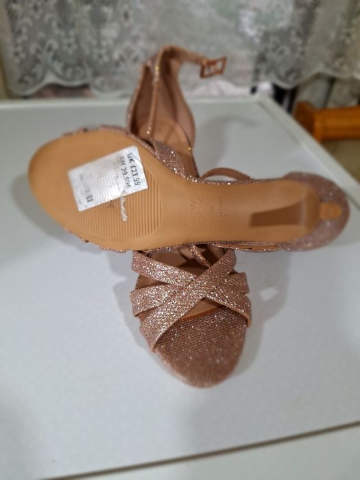 Дамски сандали 38 номер