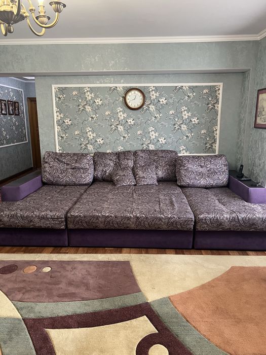 Диван раскладной с ящиками б/у