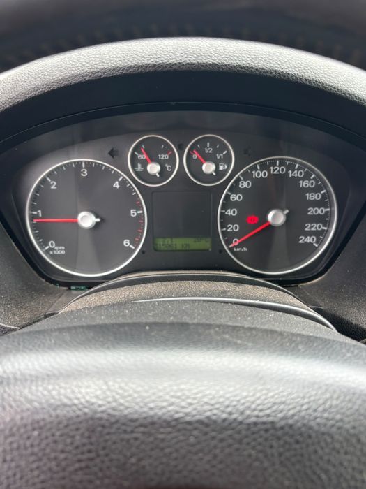 Ford Focus C-MAX 1.6TDCI 109hp 2004г На части