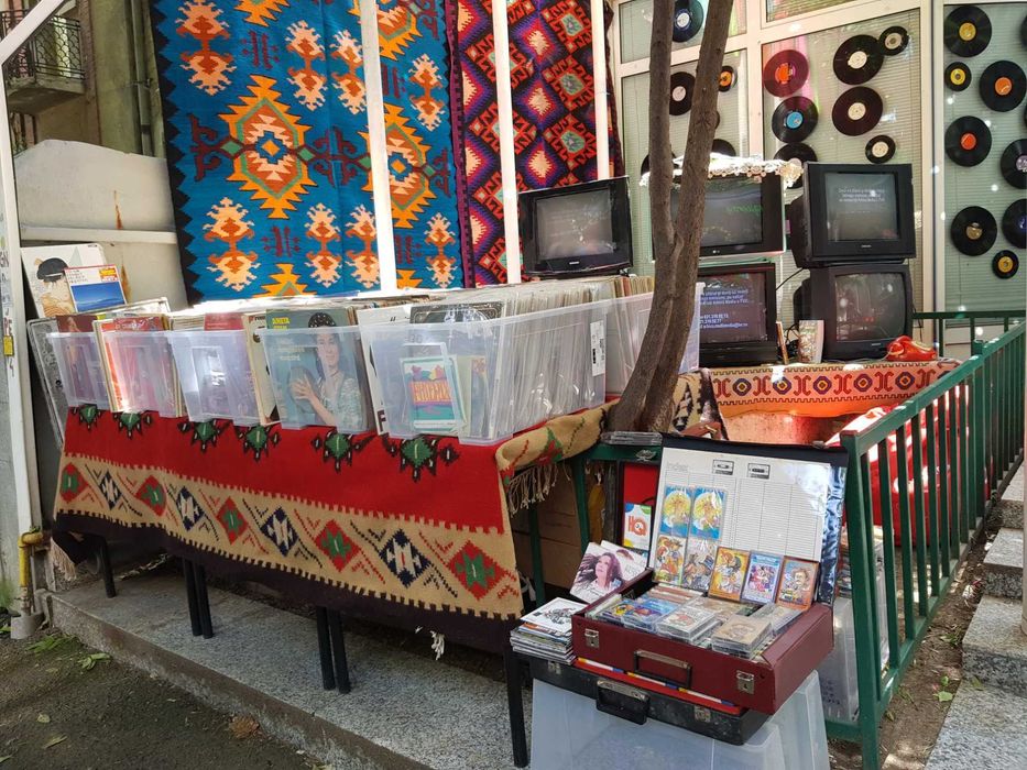 CRT WALL Perete Televizoare TV Retro Gaming Lan Party Console Decoruri