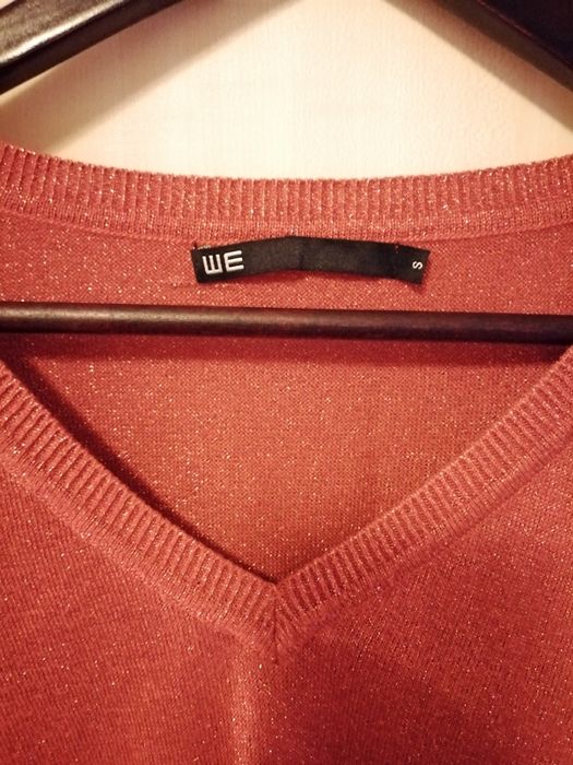 Bluza model și material deosebit mărime S(oversize)