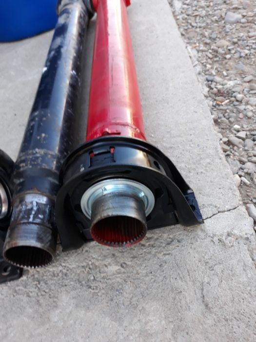 Sc PETRO UTILAJ Reparatii cardane camioane cu rulment intermediar