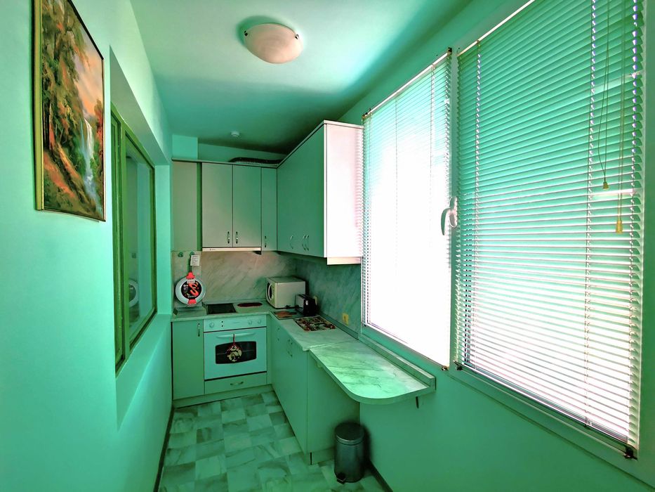 Дава се под наем Тристаен апартамент в Пловдив, Старият град - 75 кв.м за 357 € - Снимка #8