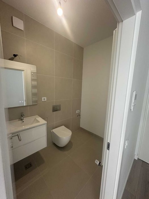Apartament 2 camere NOU, etaj 10, Silk District - prima inchiriere
