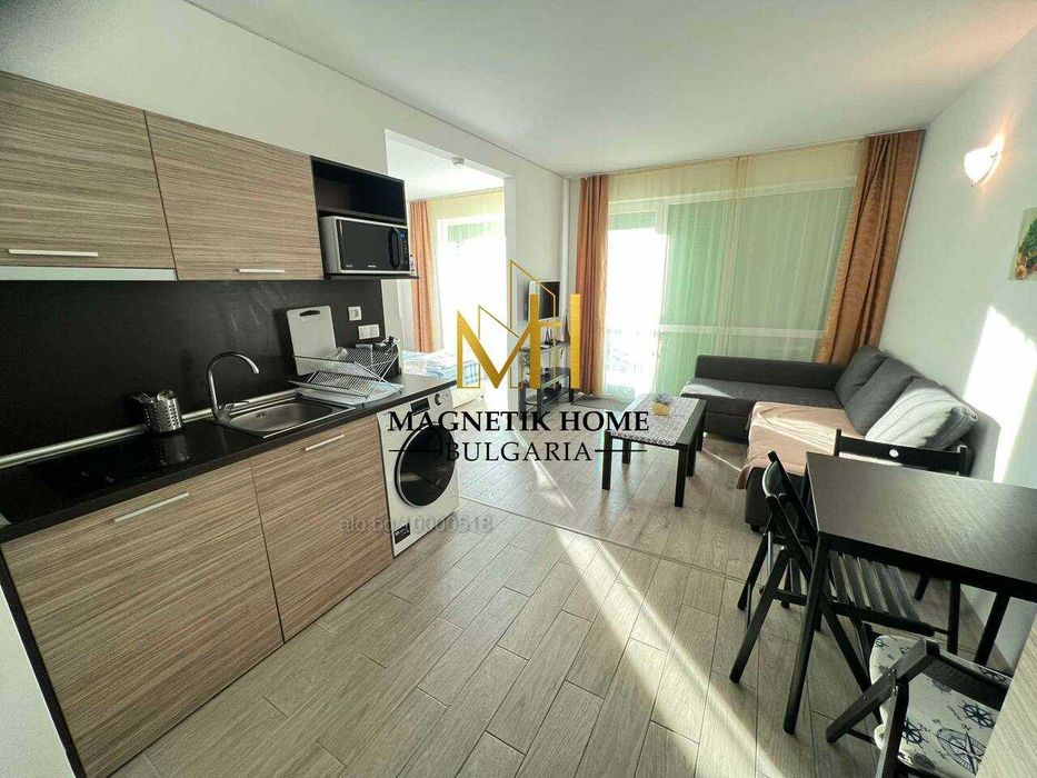 Приветлив двустаен апартамент в затворен комплекс в ж.к. Сарафово