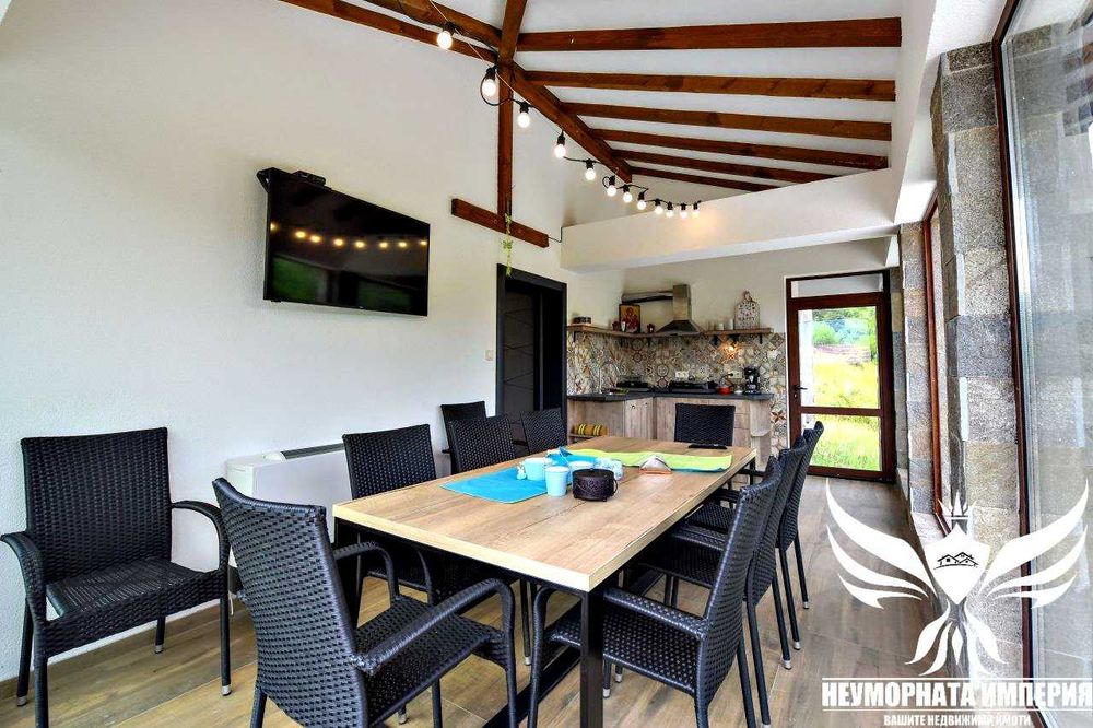 Под наем двуетажна къща за гости в село Мостово обл.Пловдив