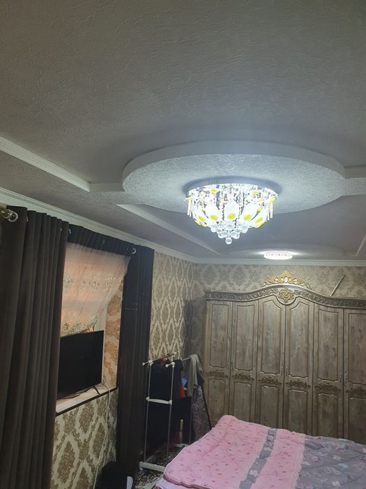 Срочно ховли 20 сотик сотилади 8 хонали уйи бор