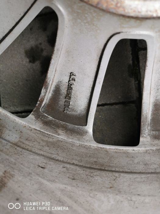 4 Jante aliaj VW cu anvelope DUNULOP 450 lei /buc