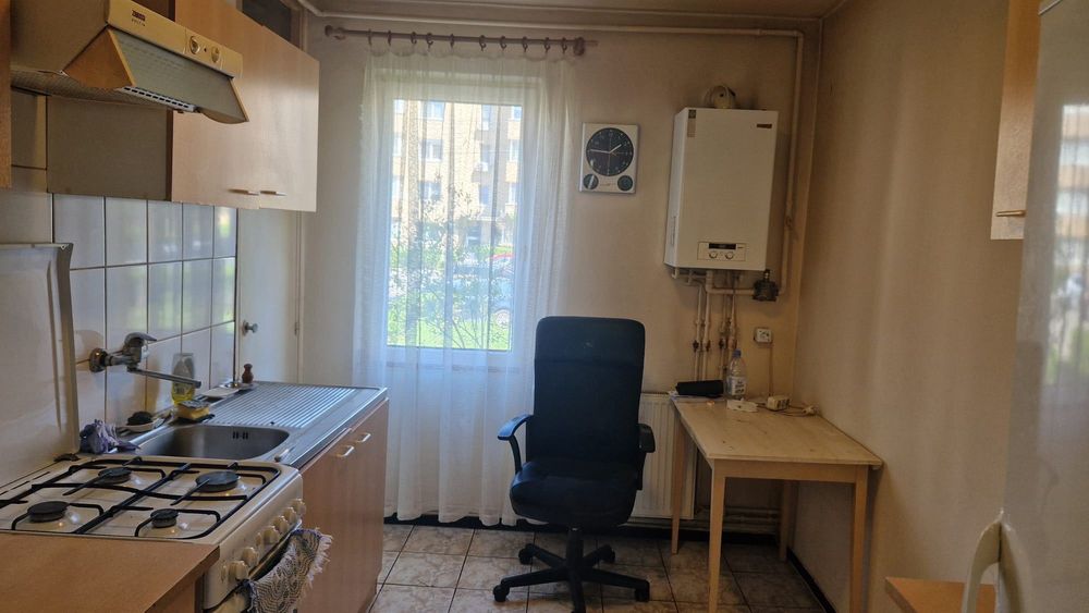 Apartament 3 camere de vânzare - proprietar