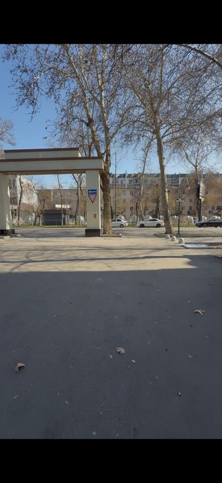 Продается база с землей Чиланзар 18 квартал