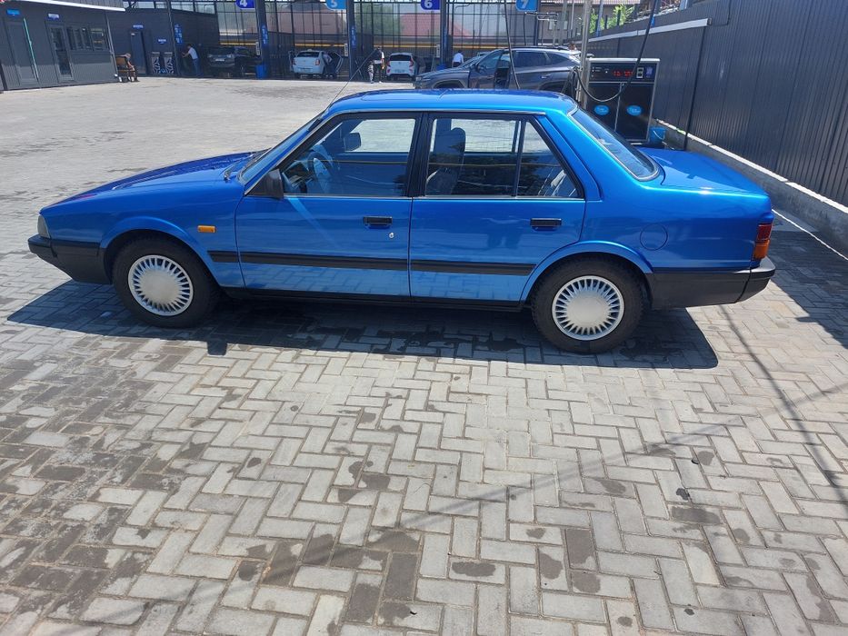 Продам хорошую машину