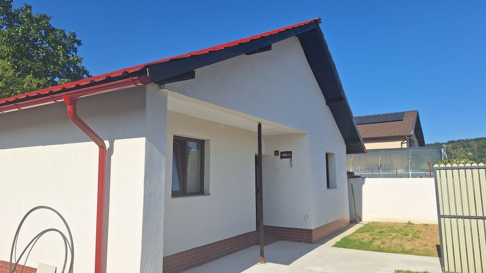 Închiriez sau vand casă Târgu Jiu