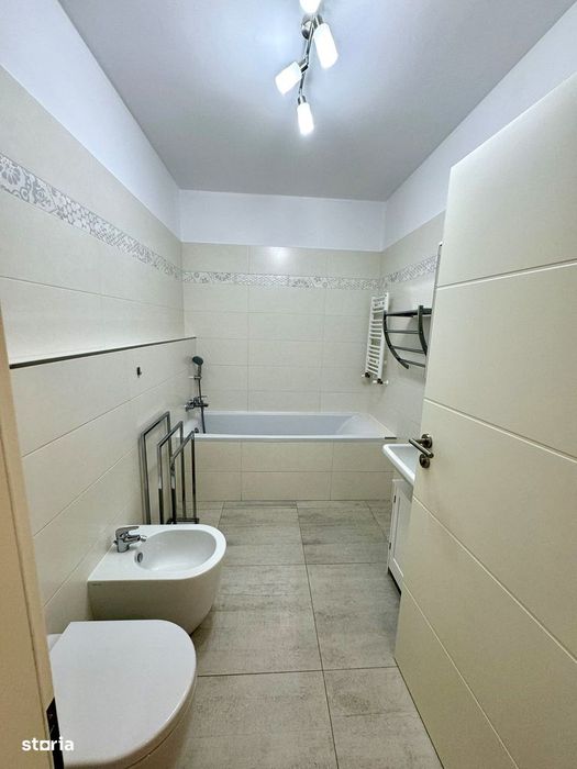 Vand apartament spatios, 3 camere, ARED-Billa