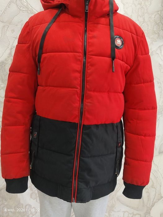 Продам зимную куртку